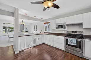 1757 Colony Cir, Sun Prairie, WI 53590 - Photo 11