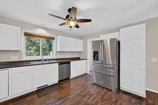 1757 Colony Cir, Sun Prairie, WI 53590 - Photo 13