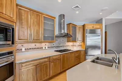 350 S Hamilton Street #204, Madison, WI 53703 - Photo 11