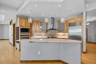350 S Hamilton St, Madison, WI 53703 - Photo 7