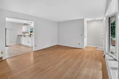 6806 Stratford Drive, Madison, WI 53719 - Photo 5