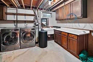 6806 Stratford Dr, Madison, WI 53719 - Photo 31
