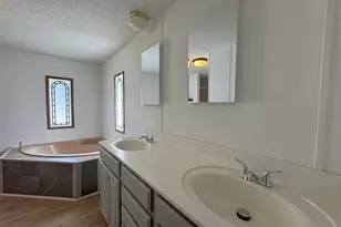 2018 Edgeview Dr, Monroe, WI 53566 - Photo 29