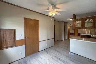 2018 Edgeview Dr, Monroe, WI 53566 - Photo 13