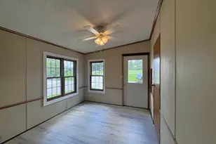 2018 Edgeview Dr, Monroe, WI 53566 - Photo 11