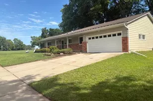 4813 Flint Ln, Madison, WI 53714 - Photo 1