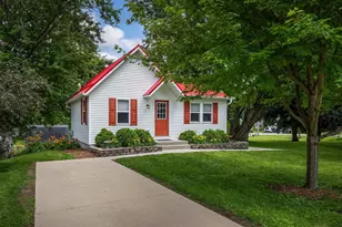 306 Bue St, Deerfield, WI 53531 - Photo 1