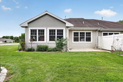 3835 Huntington Avenue, Janesville, WI 53546 - Photo 5