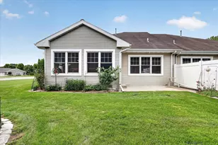 3835 Huntington Ave, Janesville, WI 53546 - Photo 5