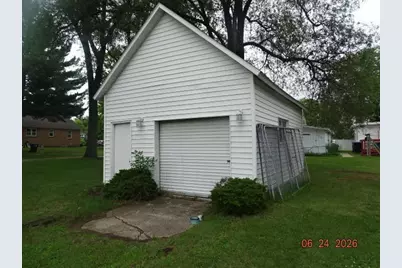 124 E Vallette Street, Oxford, WI 53952 - Photo 3