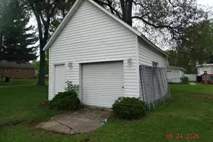 124 E Vallette St, Oxford, WI 53952 - Photo 3