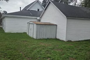 124 E Vallette St, Oxford, WI 53952 - Photo 5