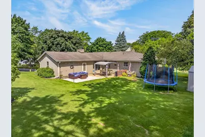 2313 Ramshead Court, Waukesha, WI 53188 - Photo 3