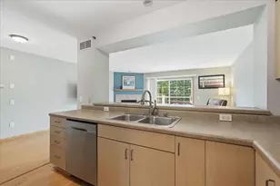 5462 Coachman Pl, Fitchburg, WI 53711 - Photo 15