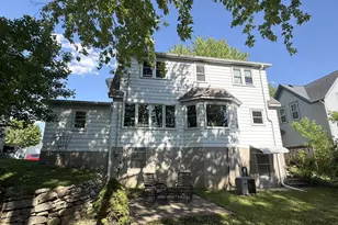 210 S Hubbard St, Horicon, WI 53032 - Photo 3