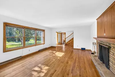 818 River Road, DeForest, WI 53532 - Photo 11