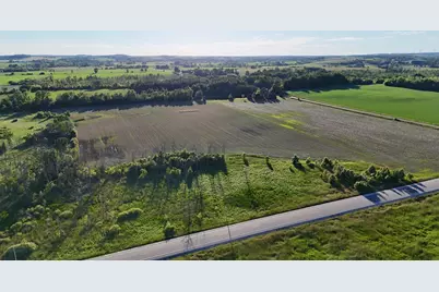 000 Middle Road, Campbellsport, WI 53010 - Photo 5