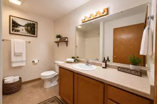 1066 Hillside Dr, Wisconsin Dells, WI 53965 - Photo 7