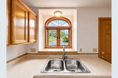1066 Hillside Drive #6, Wisconsin Dells, WI 53965 - Photo 5