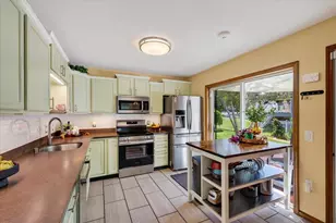 2801 Tucson Trail, Madison, WI 53719 - Photo 7