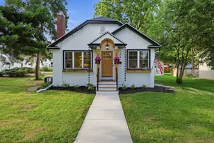 314 Van Deusen St, Madison, WI 53715 - Photo 1