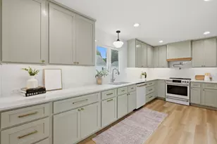 314 Van Deusen St, Madison, WI 53715 - Photo 7