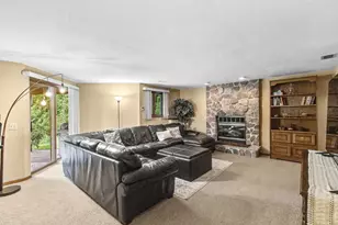 860 Iroquois Cir, Baraboo, WI 53913 - Photo 27