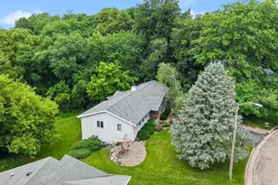 860 Iroquois Cir, Baraboo, WI 53913 - Photo 43