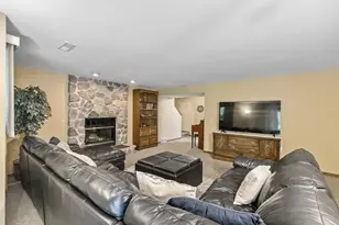 860 Iroquois Cir, Baraboo, WI 53913 - Photo 29