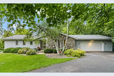 860 Iroquois Circle, Baraboo, WI 53913 - Photo 1