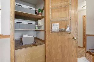 800 Sunset Dr, Cottage Grove, WI 53527 - Photo 11