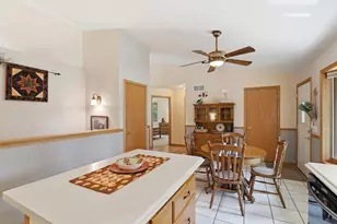 800 Sunset Dr, Cottage Grove, WI 53527 - Photo 9