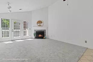 809 Harbor House Dr, Madison, WI 53719 - Photo 3