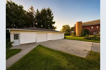 8220 N Tolles Road, Janesville, WI 53536 - Photo 33