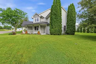 212 Webster St, Beaver Dam, WI 53916 - Photo 3