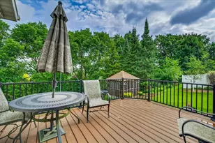 712 Brook St, DeForest, WI 53532 - Photo 3