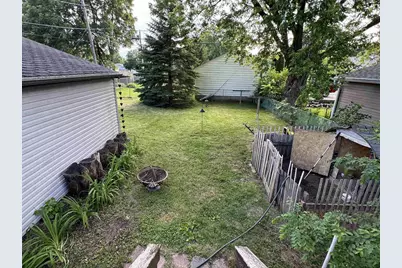 329 N Oakhill Avenue, Janesville, WI 53548 - Photo 7