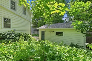 126 North St, Stoughton, WI 53589 - Photo 17
