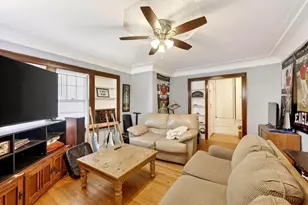 308 S Brooks St, Madison, WI 53715 - Photo 5