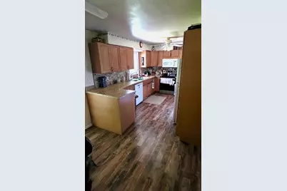 716 Thomas Drive, Sun Prairie, WI 53590 - Photo 7