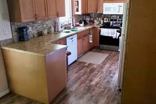 716 Thomas Dr, Sun Prairie, WI 53590 - Photo 7