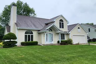 1021 Burnwyck Dr, Janesville, WI 53546 - Photo 1