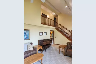 1021 Burnwyck Drive, Janesville, WI 53546 - Photo 5