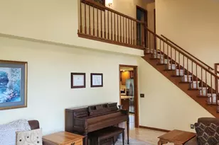 1021 Burnwyck Dr, Janesville, WI 53546 - Photo 5