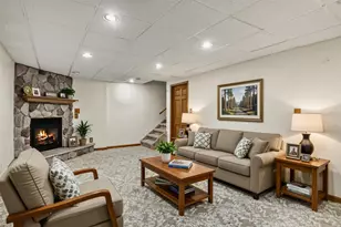 1521 Mayfield Ln, Madison, WI 53704 - Photo 21