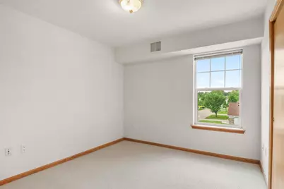 6828 Parkside Circle, Windsor, WI 53532 - Photo 23