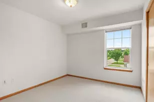 6828 Parkside Cir, Windsor, WI 53532 - Photo 23