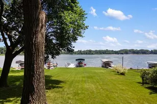 1004 Birch Haven Cir, Monona, WI 53716 - Photo 3