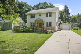 4712 Rothman Pl, Monona, WI 53716 - Photo 3