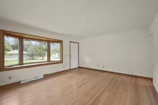 5001 Tocora Ln, Madison, WI 53711 - Photo 9